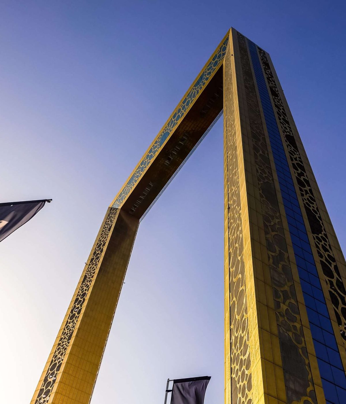 dubai-frame-building-against-blue-sky-min